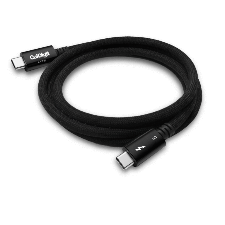 CalDigit Thunderbolt 5 Pro Cable с маркировкой Thunderbolt 5 и 240W